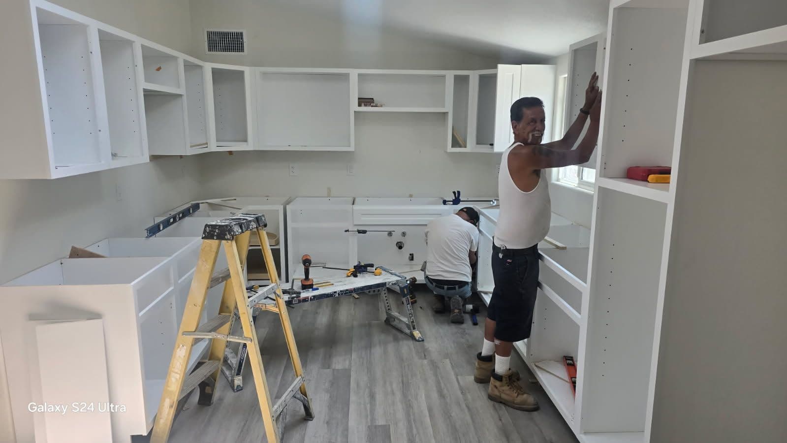 Project Expert Cabinet Installation Enhancing Kitchen Spaces image